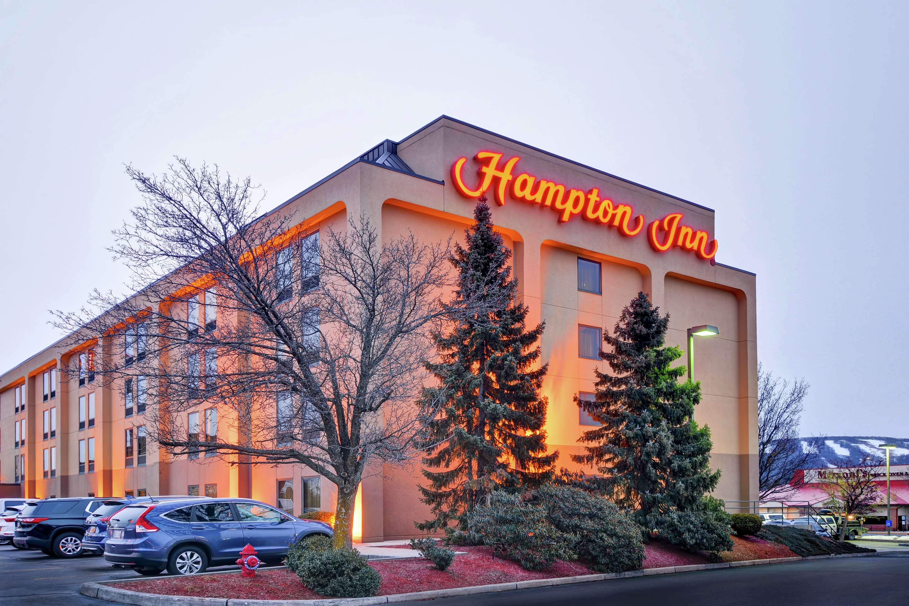 Hampton Inn Scranton At Montage Mountain Exterior photo